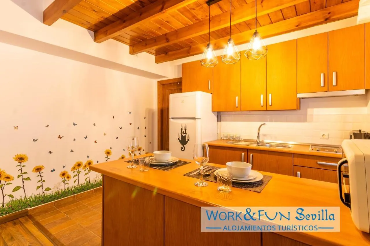 Apartment Apartamento Patio Andaluz En Sevilla Spain